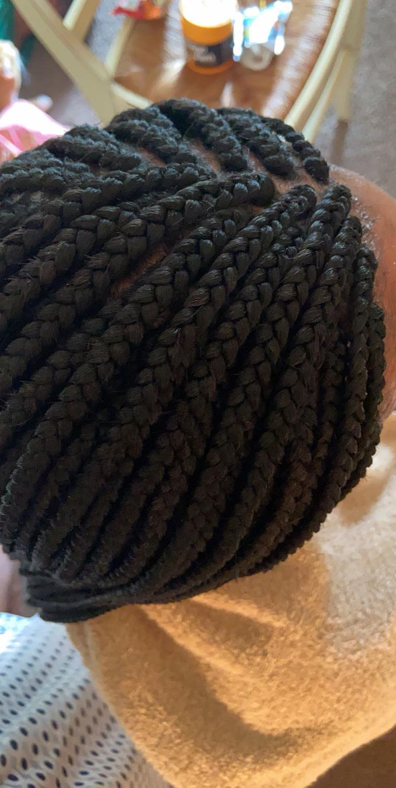 Box braids style